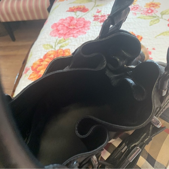 Burberry Leather Large  Black and Tan Bag with Textured Leather Trim - Picture 15 of 16